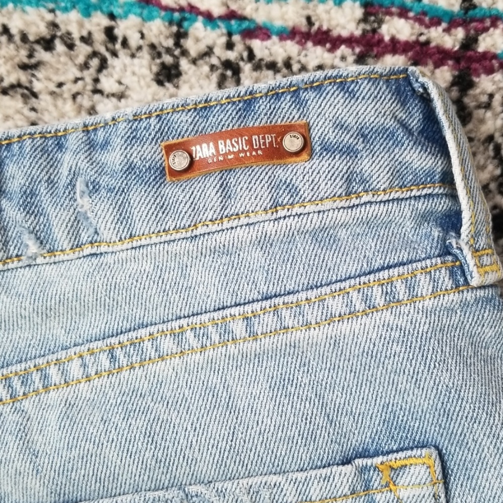 Zara ripped jean shorts - Picture 3 of 4